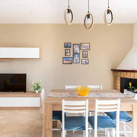 Apartment Le Casette Di Flavia - Trinacria, Oasi Marina, Il Tesoro Dell'etna Roccalumera